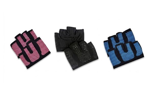 Fingerless gym gloves in pink, black and blue