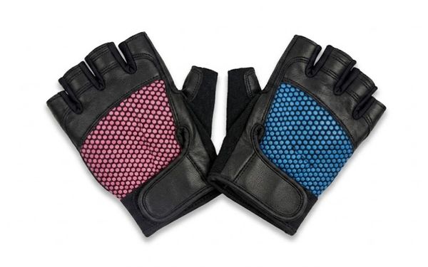 Shop Pink and blue fingerless gym gloves with black grip padding Pink and blue fingerless gym gloves with black grip padding — oFashion